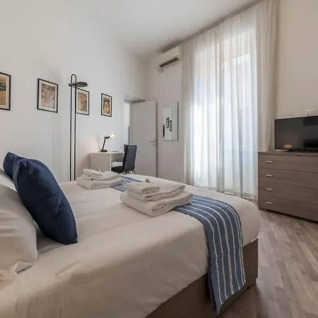 Live Like A Local In Rome's Exclusive Colle Oppio Apartment *