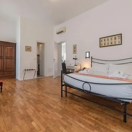Live Like A Local In Rome's Exclusive Colle Oppio * Rome