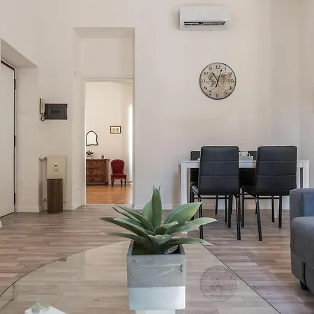 Apartment Live Like A Local In Rome's Exclusive Colle Oppio *